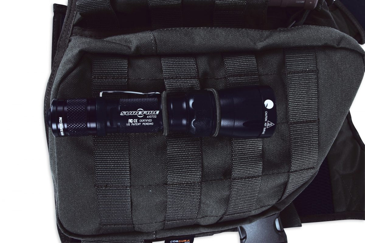 TT CABLE MANAGER SET black